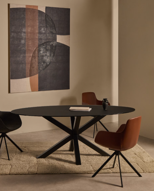 Julià grup Kave Home comedor